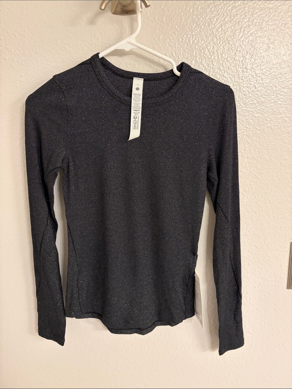 LuLu Women’s Long-Sleeve Shimmer Crewneck Top - Black